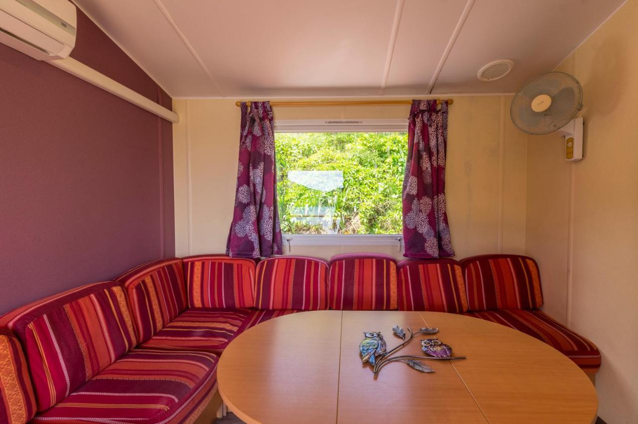 Camping Le Mas De Riri Celles  Esterno foto